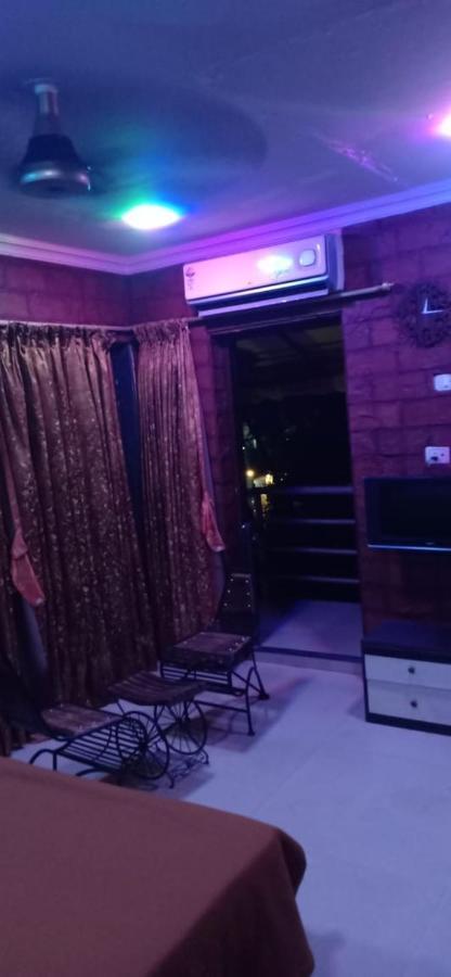 On Point Plaza Bed & Breakfast Murud  Ngoại thất bức ảnh