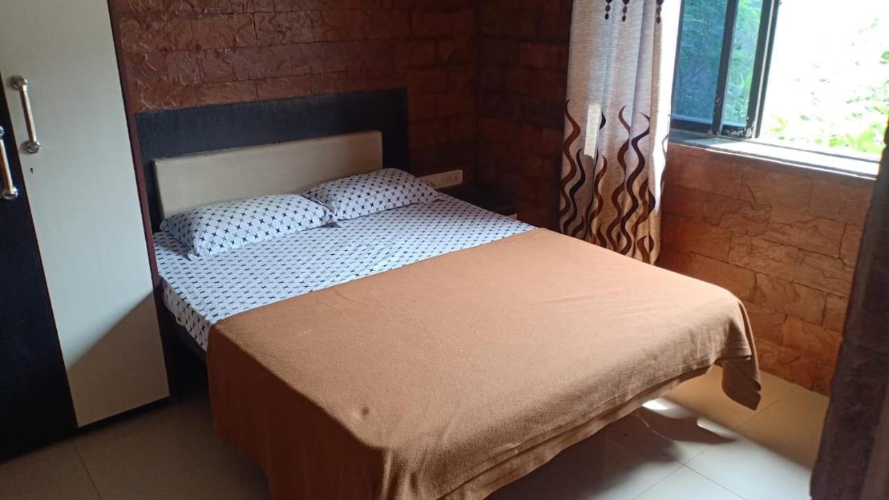 On Point Plaza Bed & Breakfast Murud  Ngoại thất bức ảnh