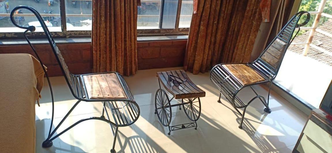 On Point Plaza Bed & Breakfast Murud  Ngoại thất bức ảnh